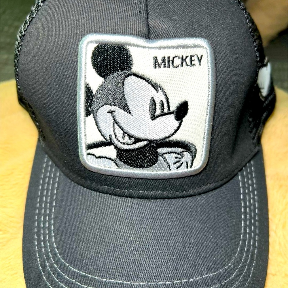 Mickey Mouse Black Trucker Hat - Picture 4 of 4
